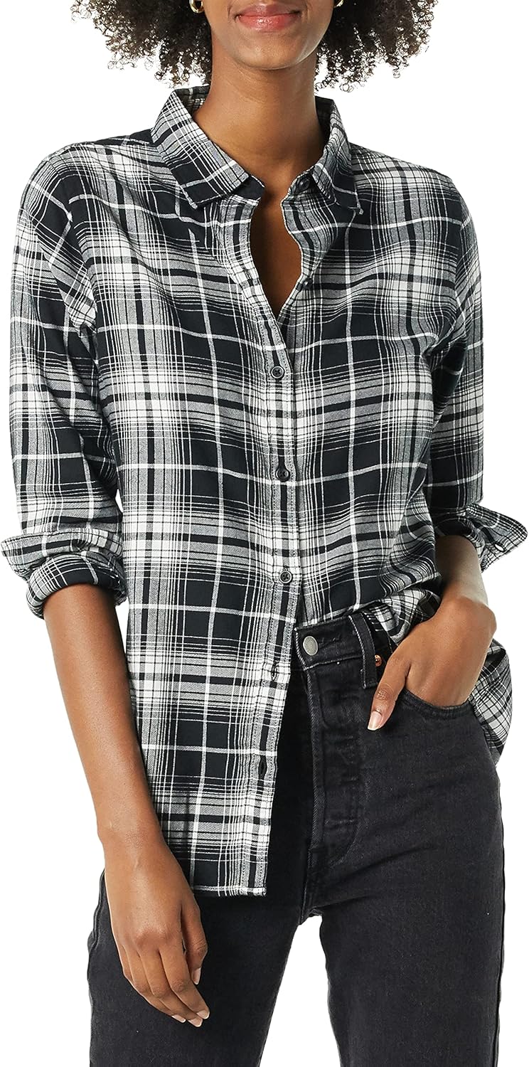 Amazon Essentials Women’s Regular-Fit Long-Sleeve Lightweight Plaid Flannel Shirt